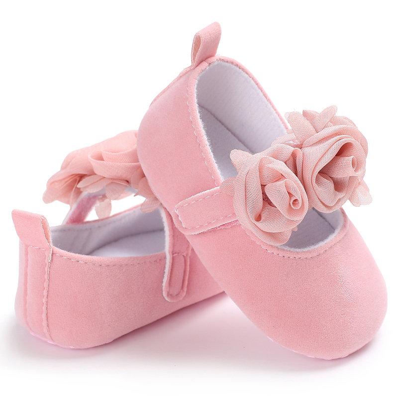 Zapatos de princesa de Color sólido con encaje a la moda para niñas, cómodos zapatos antideslizantes de suela suave para niños pequeños, primeros caminantes blancos para bautismo