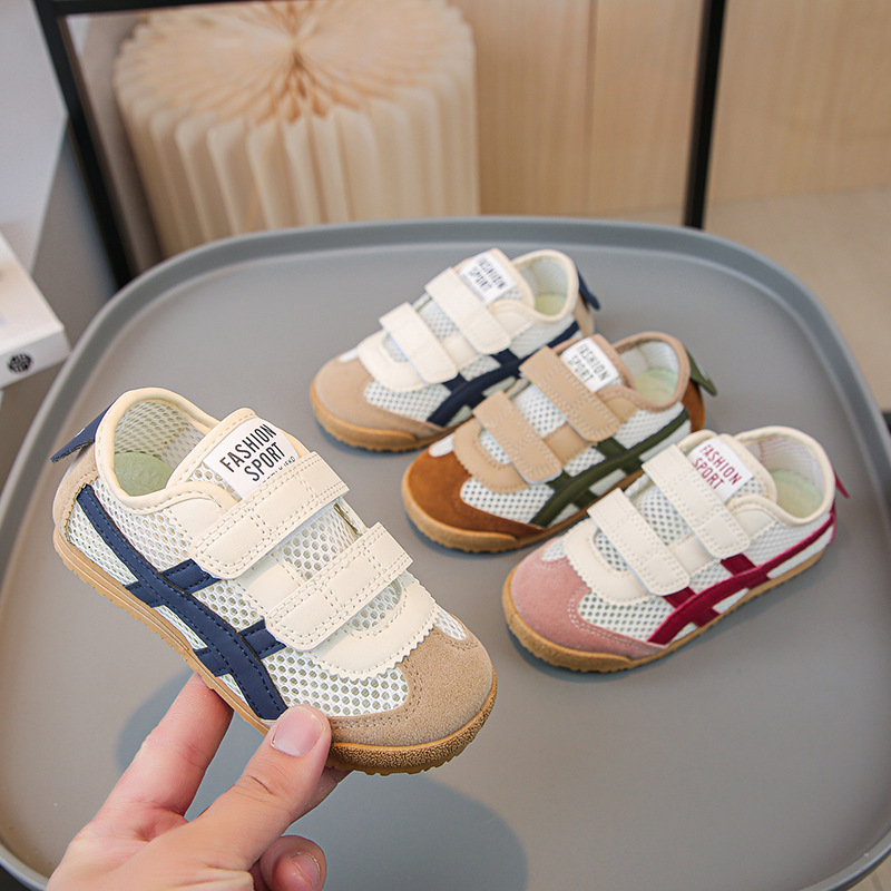 Новинка 2024, детские летние кроссовки для мальчиков и девочек, нескользящие повседневные дышащие кроссовки на мягкой подошве с сеткой, спортивная обувь для маленьких детей