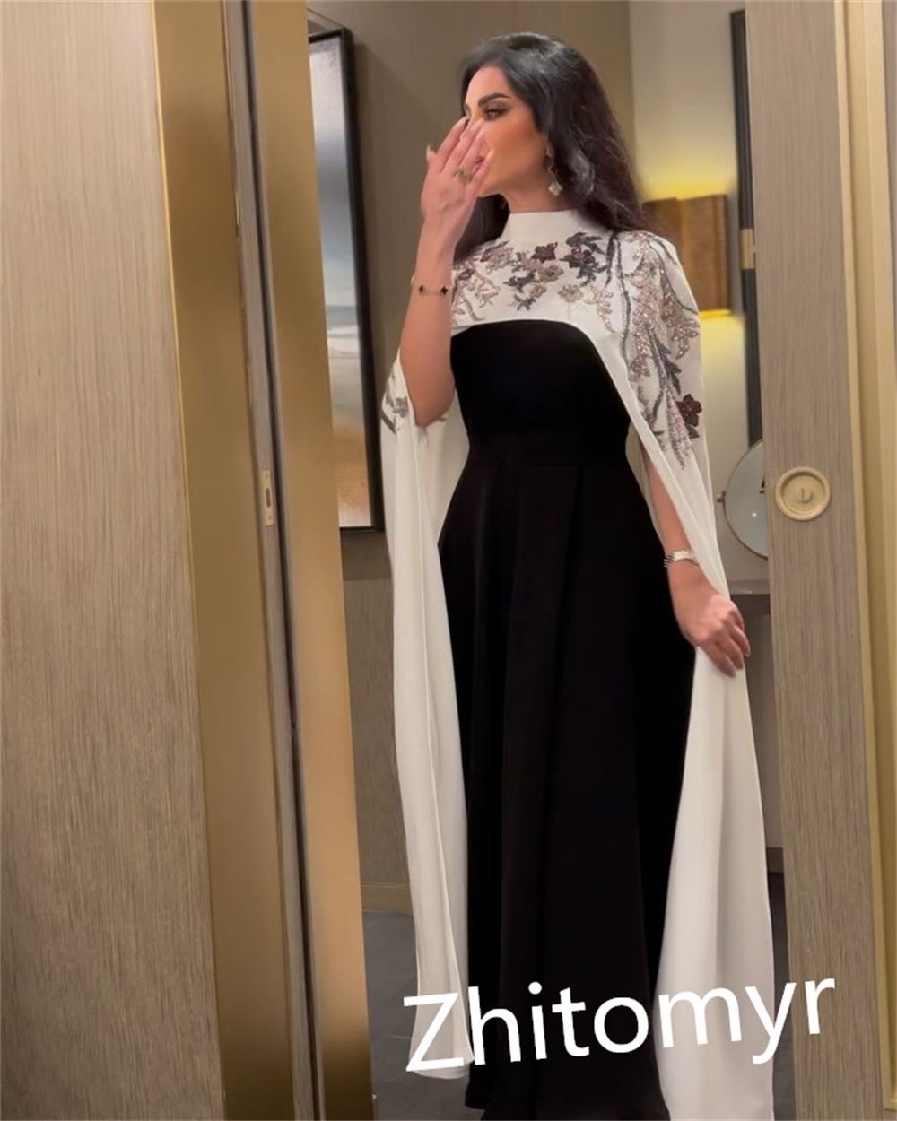 Customized Classic Modern Style Formal Evening High Collar A-line Beadings Bespoke Occasion  Prom Dress