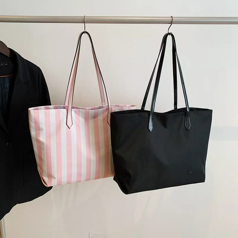 2025 New Women Soft Nylon Signature Travel Tote Bag Ladies Shoulder Bag