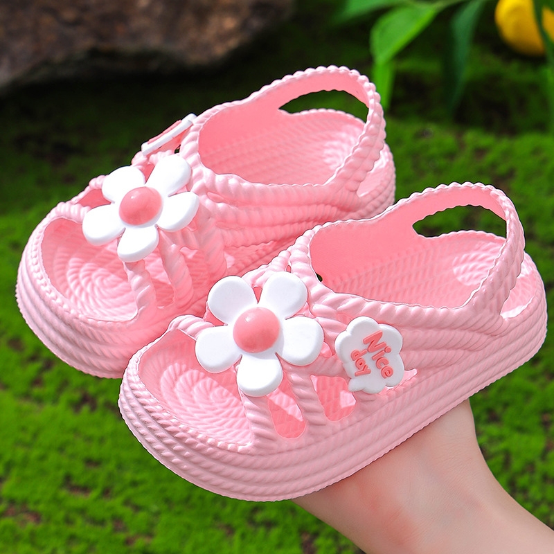女の子用の滑り止めソフトボトムフラワーサンダル,プリンセスシューズ,子供用サマーサンダル,屋内と屋外のファッション,EVA,新品