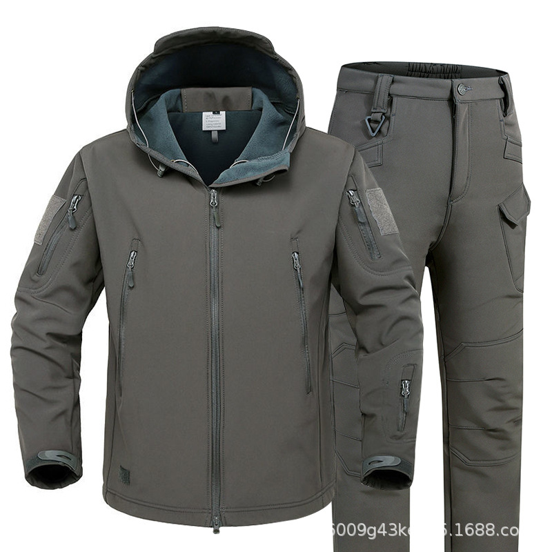Neue Uniformen Herren-Trainingsanzug, Outdoor-Tarnung, verschleißfester Overall, taktische Softshell-Jacke und Hose, warme Fleece-Kleidung