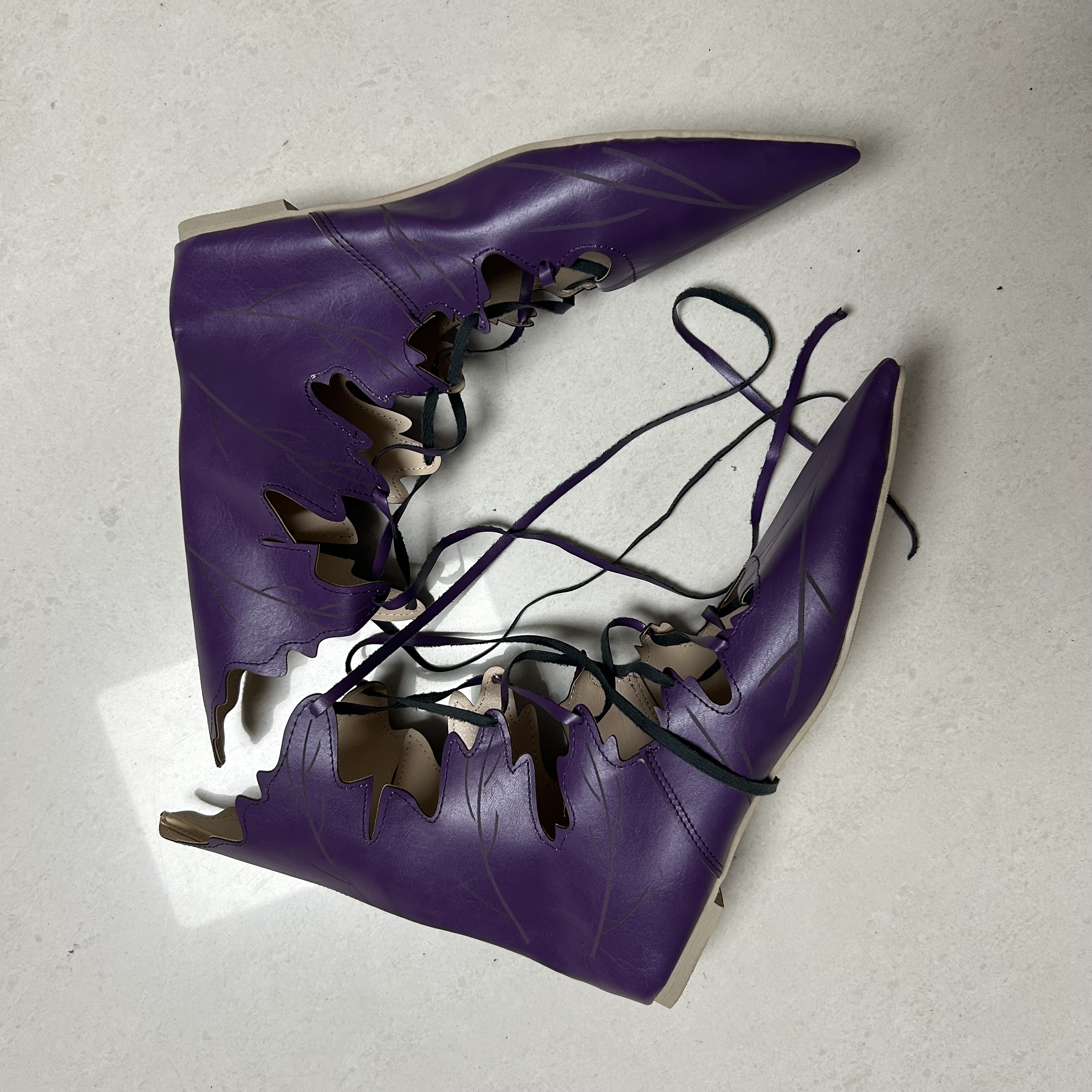 Zapatos con cordones y hojas de bruja de elfo Retro gótico Medieval para mujer y hombre, disfraz de Cosplay, botas de caballero para fiesta de Carnaval, accesorios, 2023