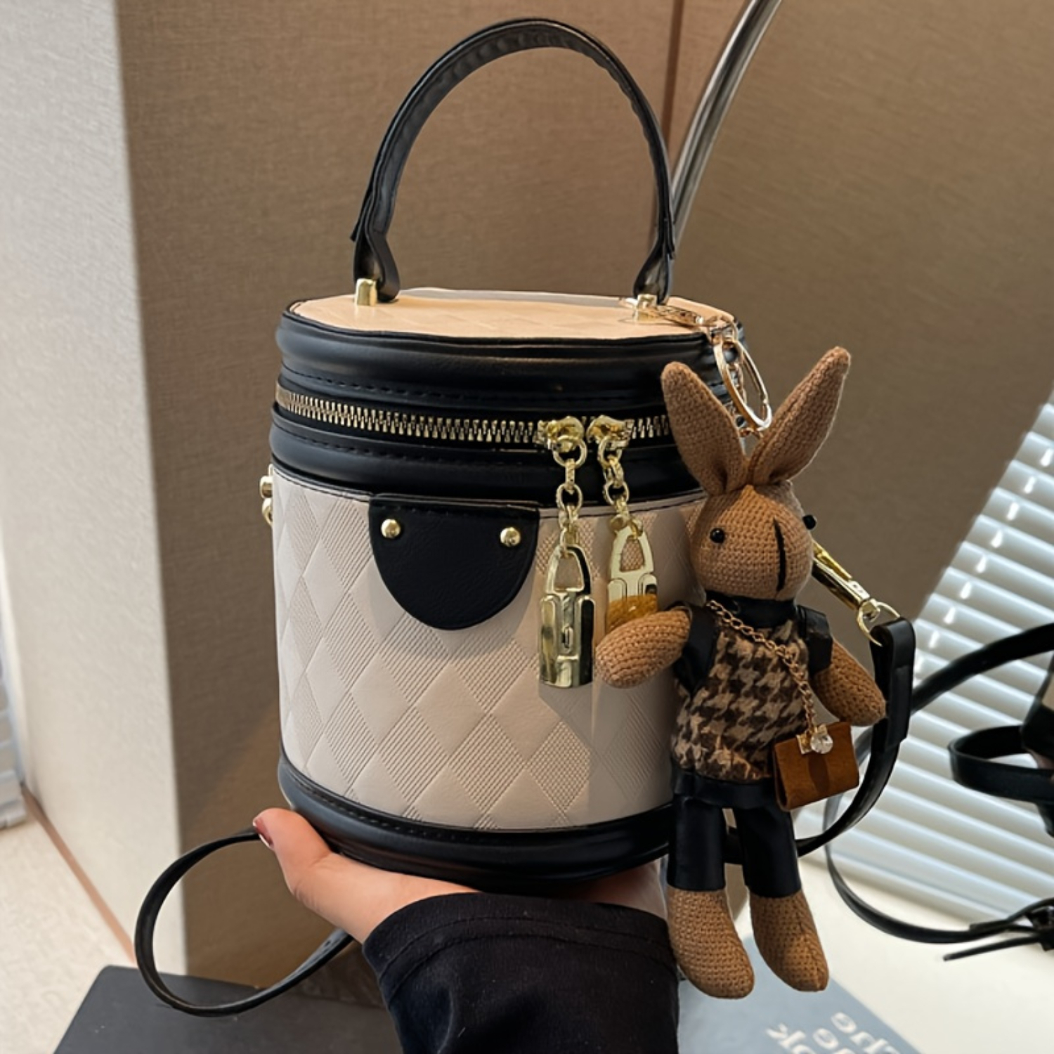 TOOLUCK レディース レトロ バケットバッグ 秋冬 ハイエンド クロスボディ ショルダーバッグ