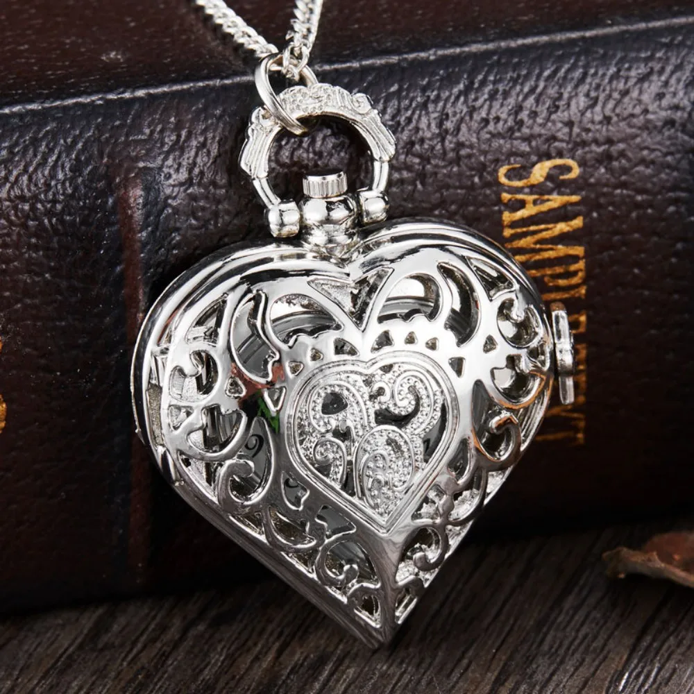 Romántico plata forma de corazón diseño collar colgante exquisito reloj de bolsillo de cuarzo regalo de moda reloj de moda para damas femeninas