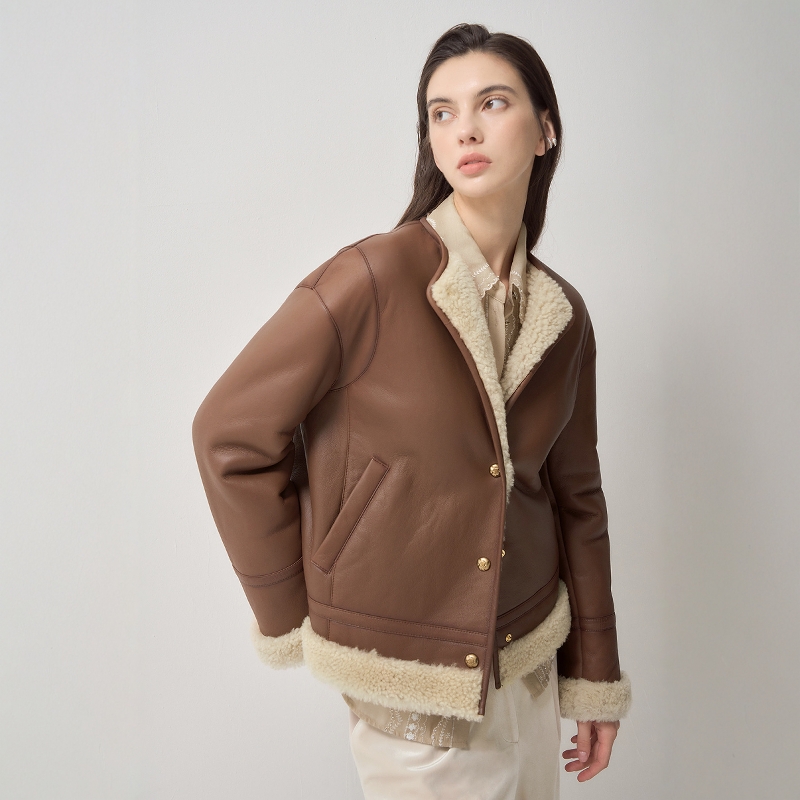 Jaqueta Fena de Inverno em Pele de Cordeiro Sintética (PU) com Gola, Casaco Curto de Pele Sintética Sem Gola, Coleção 2024