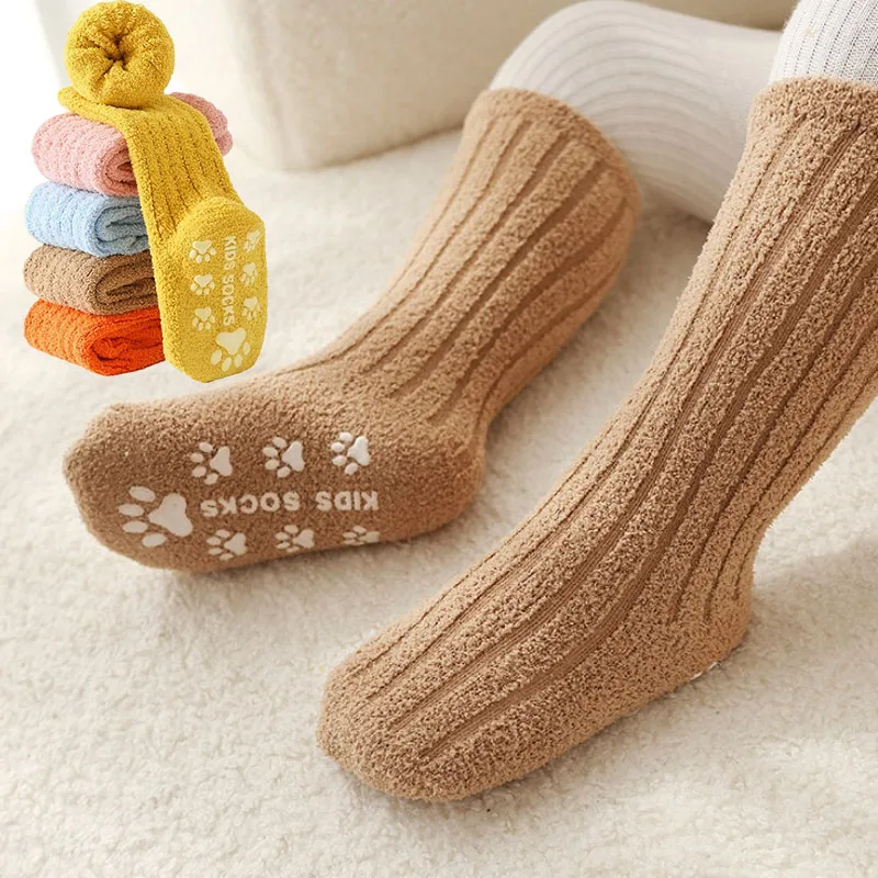 Calcetín cálido hasta la pantorrilla para bebé, calcetín sencillo de Color sólido para niño pequeño, niña, interior, Otoño Invierno, calcetín antideslizante para recién nacido