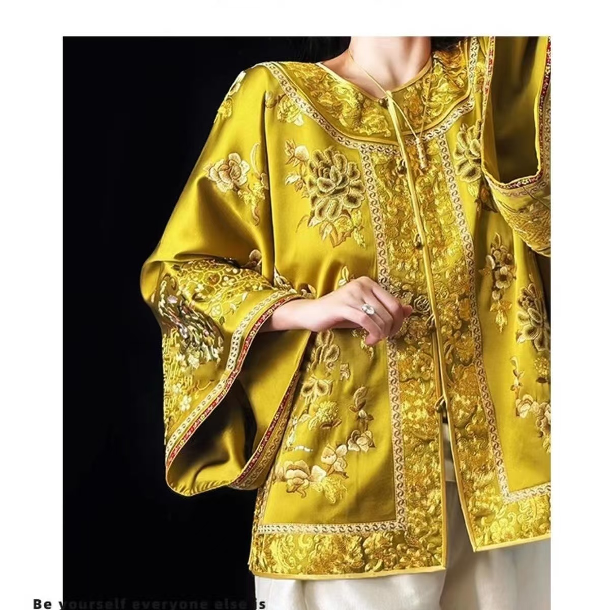 Nowy chiński styl złoty Hanfu damski tradycyjny przemysł ciężki haft odzież kostium pałac top w stylu vintage koszula jesienno-zimowa