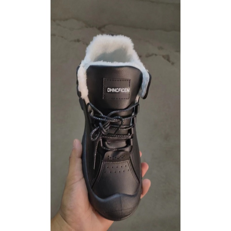 Botas de neve de cano alto ao ar livre para homens inverno veludo grosso à prova dwaterproof água sapatos casuais masculinos novo estilo de renda sapatos masculinos acolchoados de algodão