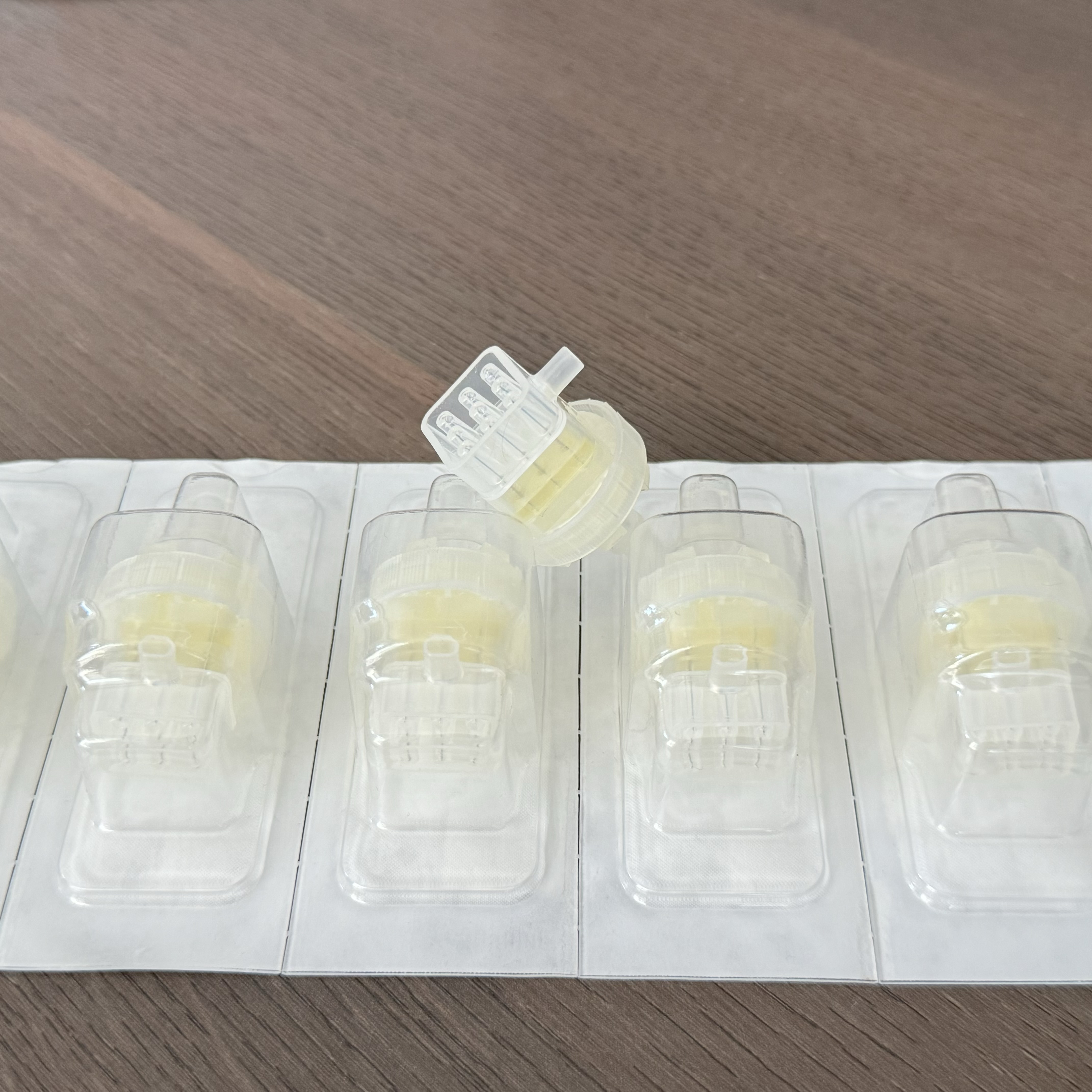 Coreia cristal 5 pinos parafuso multi agulha cartucho mão 32g 2.0 comprimento ajustável cuidados com a pele microagulha 9 pinos mesoterapia