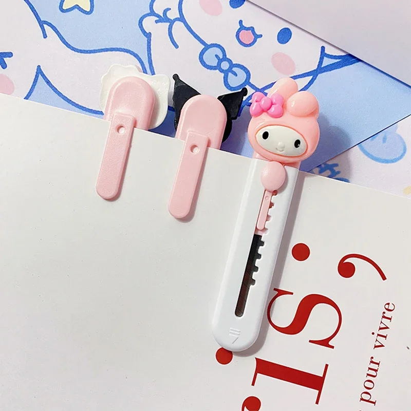 かわいい漫画動物文具ナイフ DIY ミニ多目的ポケット折りたたみナイフレターペン封筒オープニングナイフ
