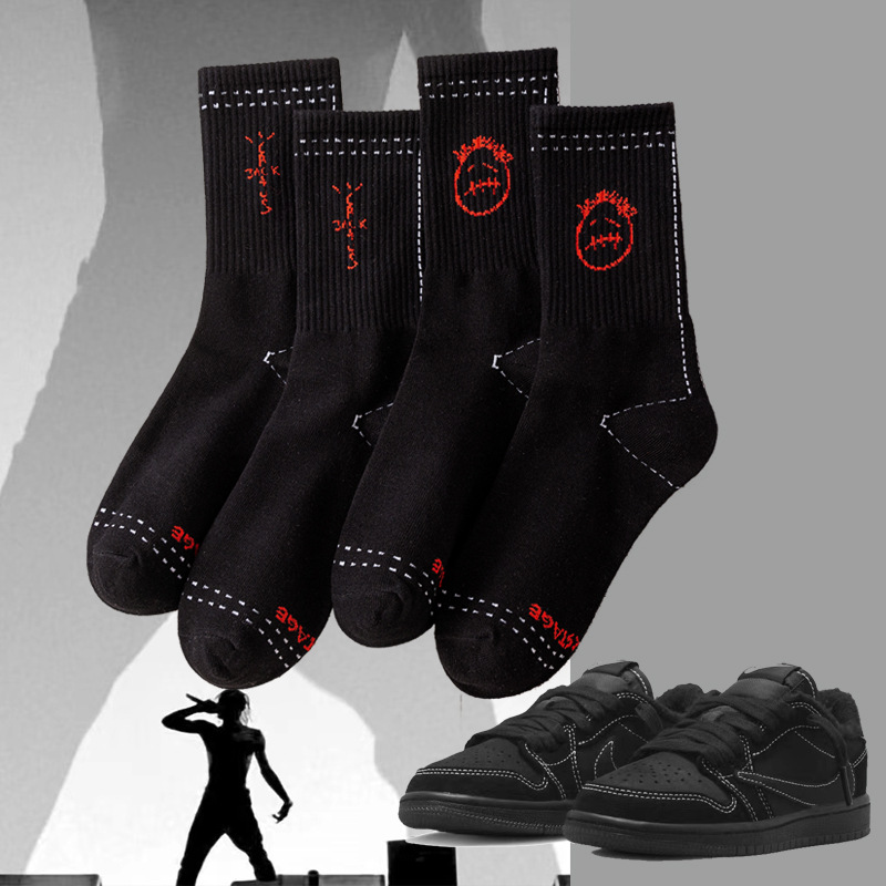 Calcetines de algodón de tubo medio para monopatín deportivo con diseño único de cara de fantasma calcetines de colores