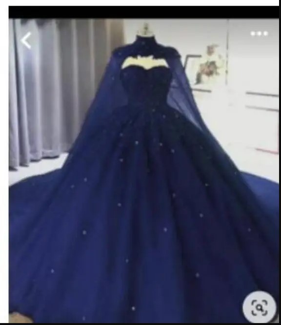 ชุดเดรสชุดไปงานเต้นรำ Quinceanera สำหรับงานเลี้ยงวันเกิด15ปีประดับด้วยลูกปัดชุดกระโปรงเจ้าหญิงสำหรับงานเลี้ยงวันเกิด