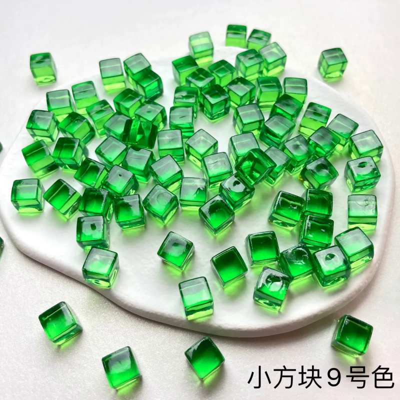 100Pcs/Set 8mm Transparent Square Corner Cube Colorful Crystal Clear Color Dice Chess Piece Right Angle For Board Game