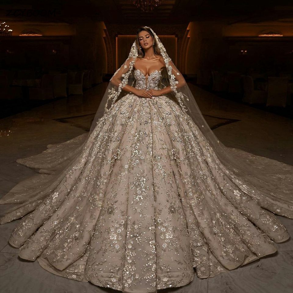 Vestidos De Novia De lujo personalizados con forma De corazón De Dubái, vestidos De Novia con apliques De princesa 2025, Vestidos De Novia con tren capilla