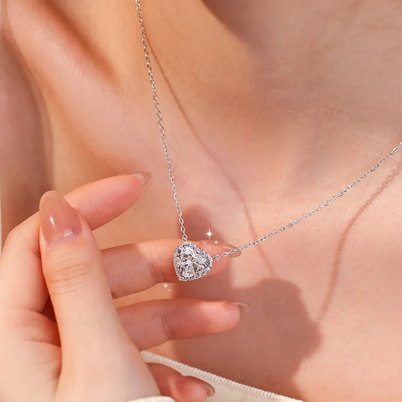 CHENWEN スターリングシルバー プラチナ 1-2CT モアッサナイト ネックレス レディース クラシック ハート ペンダント ウェディング ジュエリー 925 スターリングシルバー GRA