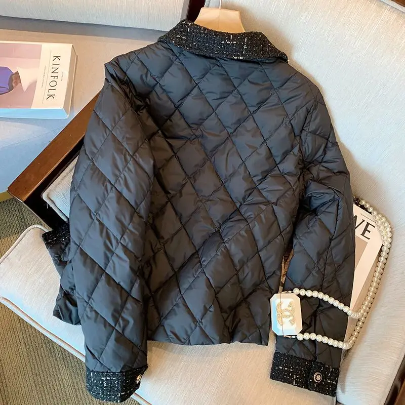 冬のファッション黒のショートパーカー女性のための軽量でレトロなスタイルのキルティングコットンジャケットフレンチヴィンテージチャーム 2023 新しい