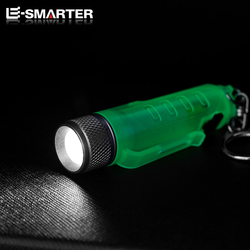 Mini led chaveiro luz portátil luminosa pequena lanterna edc ao ar livre 10 modos de iluminação à prova dwaterproof água acampamento aviso forte tocha