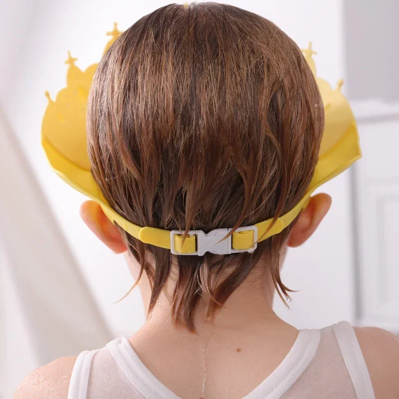 Tamanho ajustável crianças shampoo boné coroa touca de chuveiro do bebê dos desenhos animados viseira de banho infantil protetor de cabelo proteção de ouvido à prova dwaterproof água
