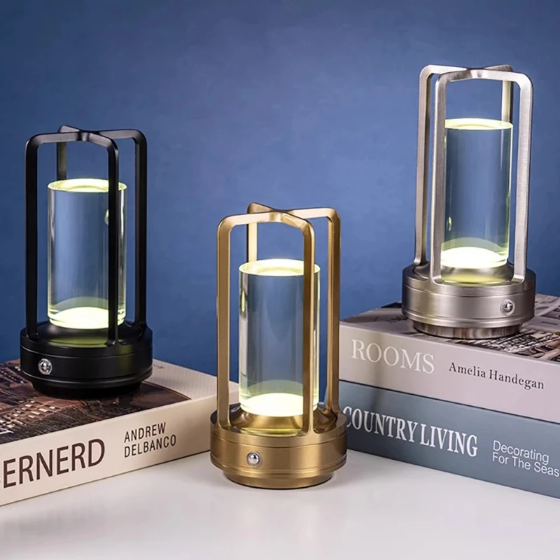 クリスタルランプ プラスチック製 ベッドサイドテーブル 寝室用 LED タッチテーブルランプ レストラン装飾 雰囲気 ナイトライト