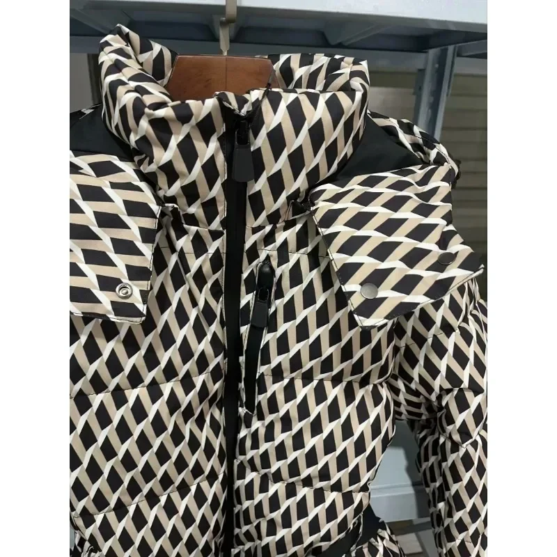 Chaqueta de algodón con capucha y cinturón para mujer, chaqueta cálida a prueba de viento, más cómoda de llevar, a la moda, novedad de 2025