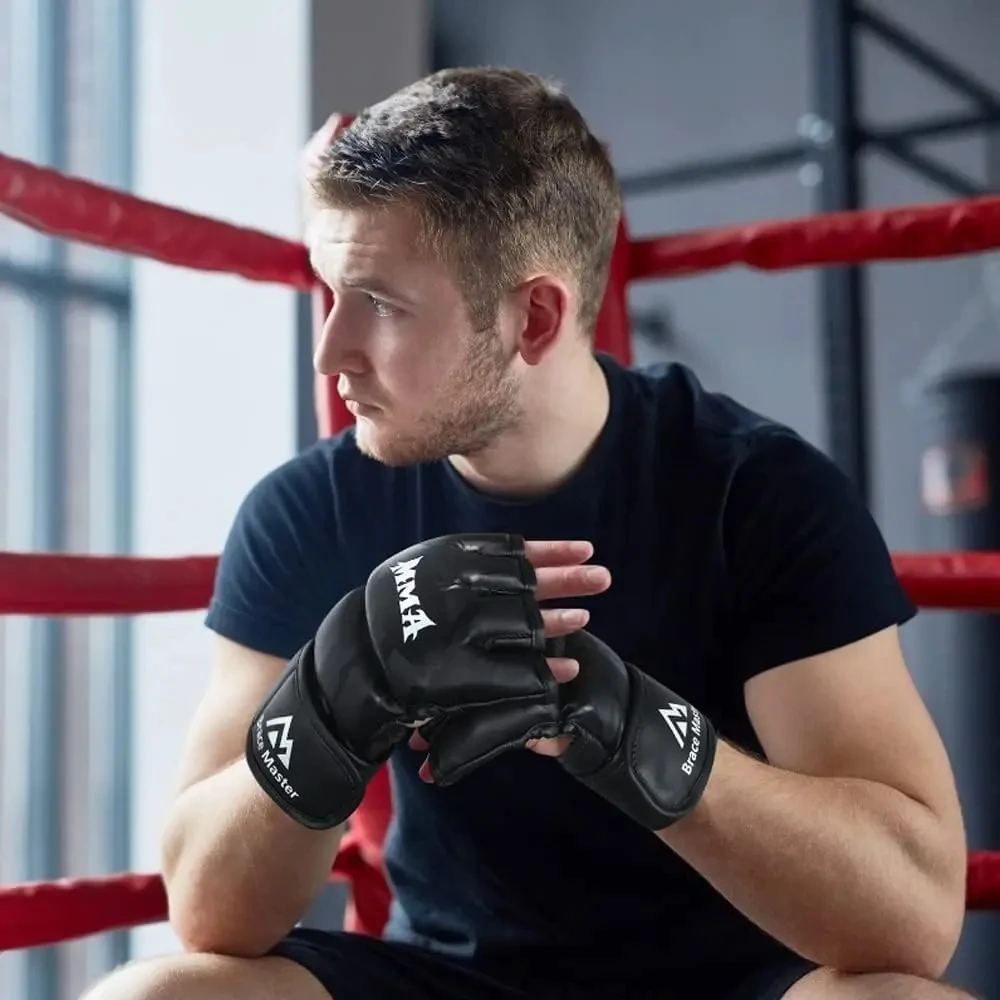 Kick MMA ถุงมือมวยสําหรับผู้ชายผู้หญิง PU คาราเต้มวยไทย Guantes De Boxeo ฟรี MMA Sanda การฝึกอบรมผู้ใหญ่เด็กอุปกรณ์