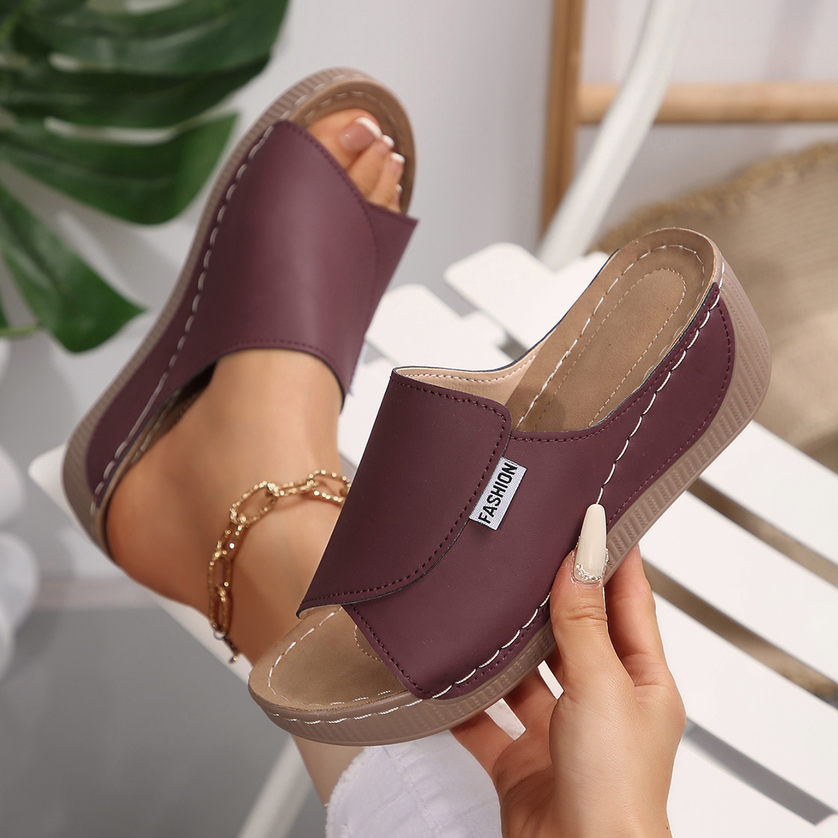 Mulheres cunha chinelos verão 2025 nova moda chinelos dedo do pé aberto sandálias respiráveis fivela confortável mulher sapatos slides