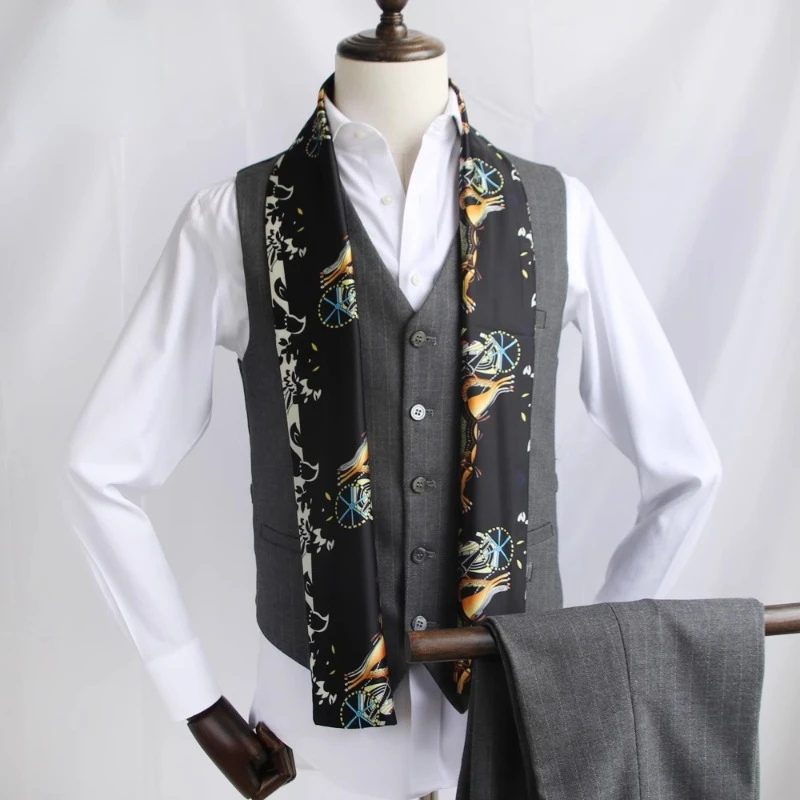 Bufandas de seda para hombre, bufanda estrecha con estampado de tiras británicas versátil, versión coreana, traje retro para mujer, bufanda pequeña decorativa