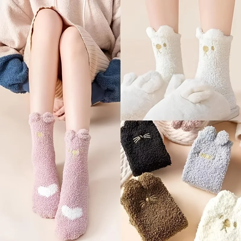 5 paia di calzini caldi e sfocati con animali dei cartoni animati, calzini caldi in pile corallo di lunghezza per l'inverno, calze e calzetteria da donna