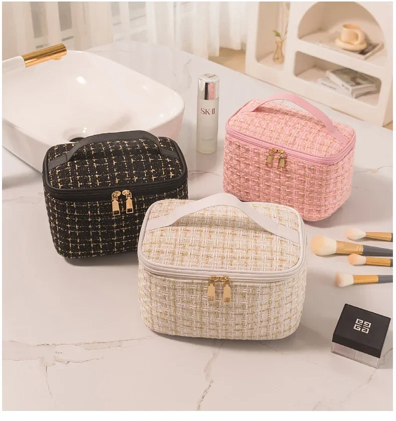 Bolsa de cosméticos pequeña con fragancia para mujer, bolsa de almacenamiento de lavado de cosméticos de viaje, portátil, de gran capacidad, Ins, de alto valor