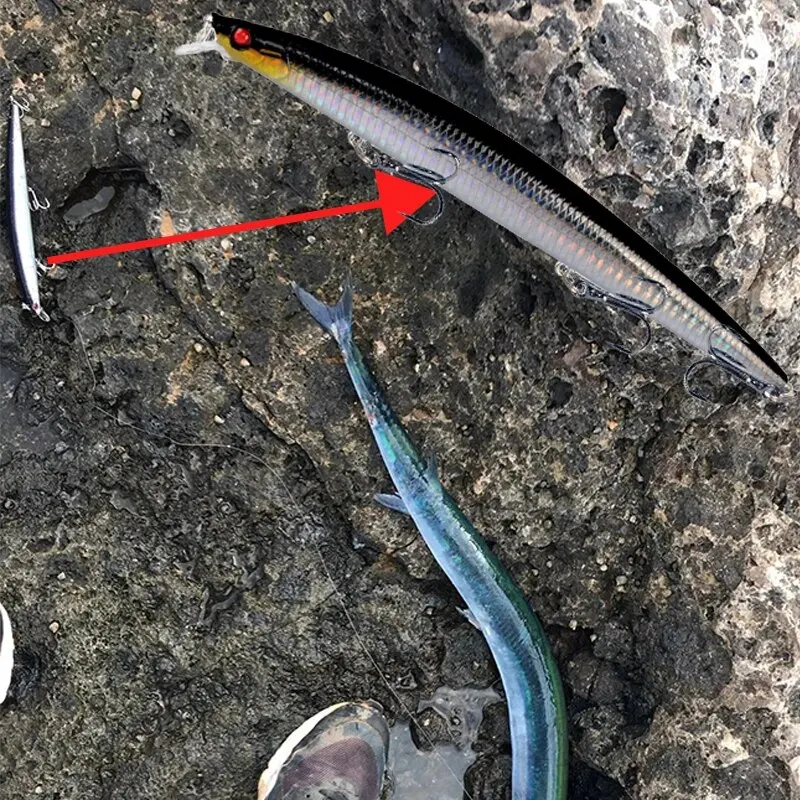 Minnow Fishing Lure เลเซอร์ Hard เหยื่อประดิษฐ์ 18 ซม.24g 3D ตา Sharp Hooks เหยื่อตกปลาทะเลที่มีสีสัน Crankbait Wobblers