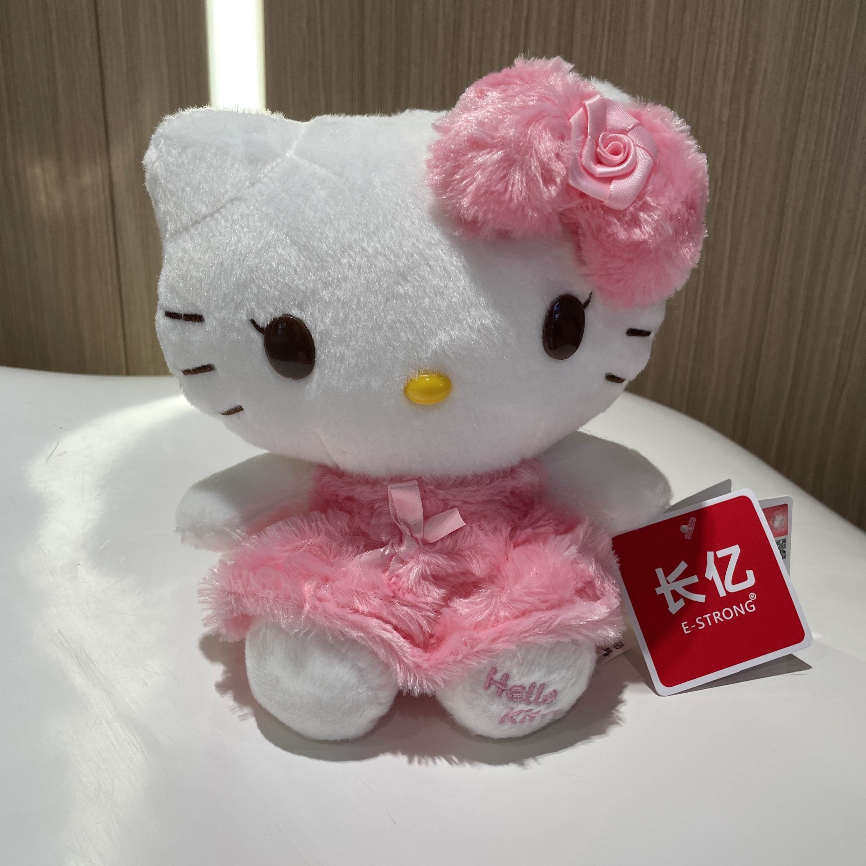 100 % echte Sanrio Hello Kitty Cinnamoroll Kuromi Melody Stoffpuppe, bequemes weiches Plüschtier, Valentinstag, Geburtstagsgeschenk