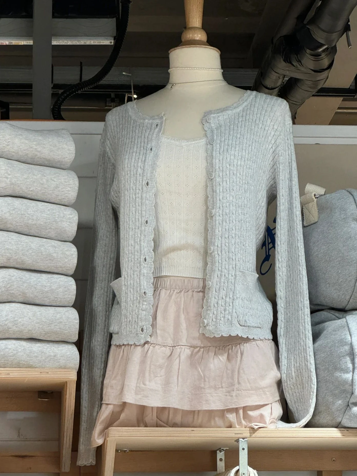 Taschen Twist Blume Strickpullover Strickjacke O-Ausschnitt Einreiher Langarm Schlanke Pullover Vintage Streetwear Grau Crop Tops