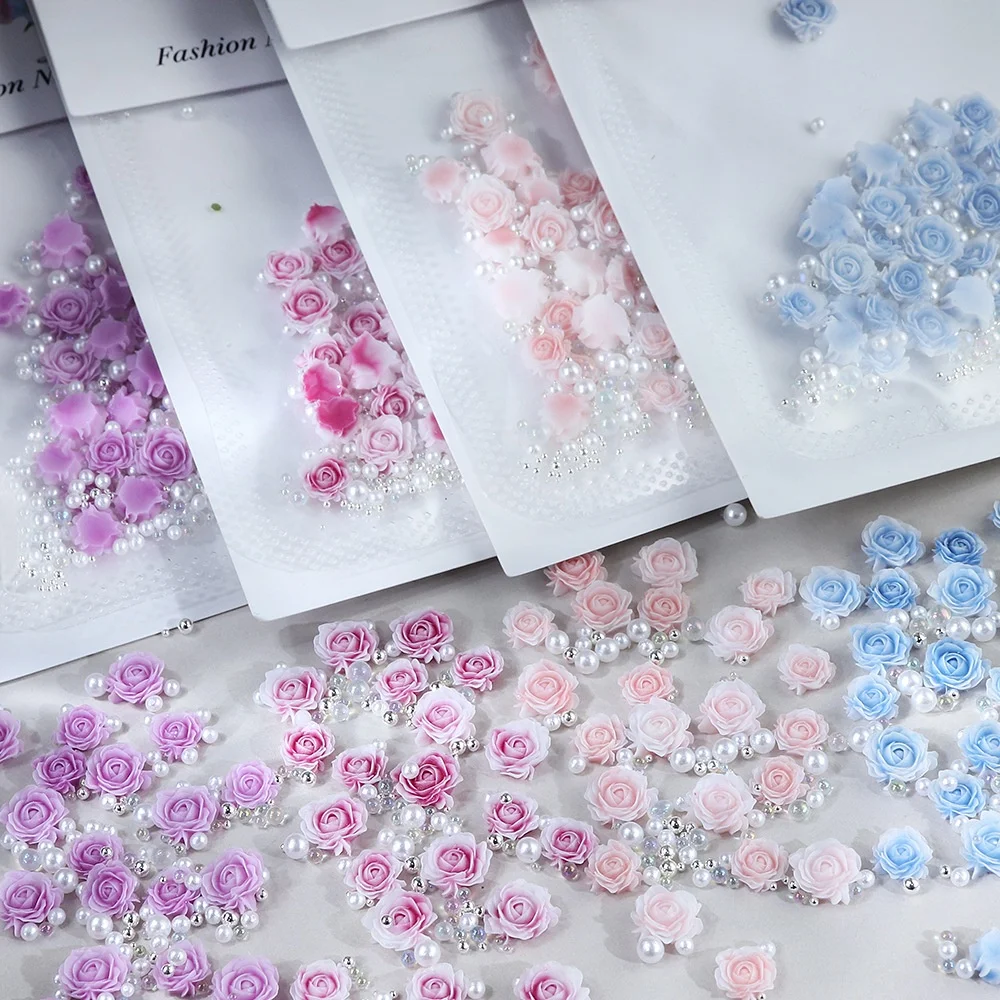 30 個ピンクのバラの花 3D ネイルラインストーン装飾ネイルジュエリーカラフルなミックスパールビーズチャームバレンタインネイルアート供給