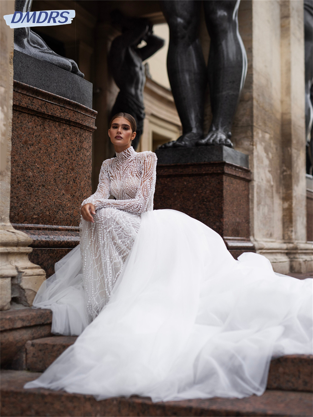 หรูหราลูกปัดชุดเจ้าสาว 2025 ชุดแต่งงานแขนยาวหรูหรา Charming ความยาวชุดที่กําหนดเอง Vestidos De Novia