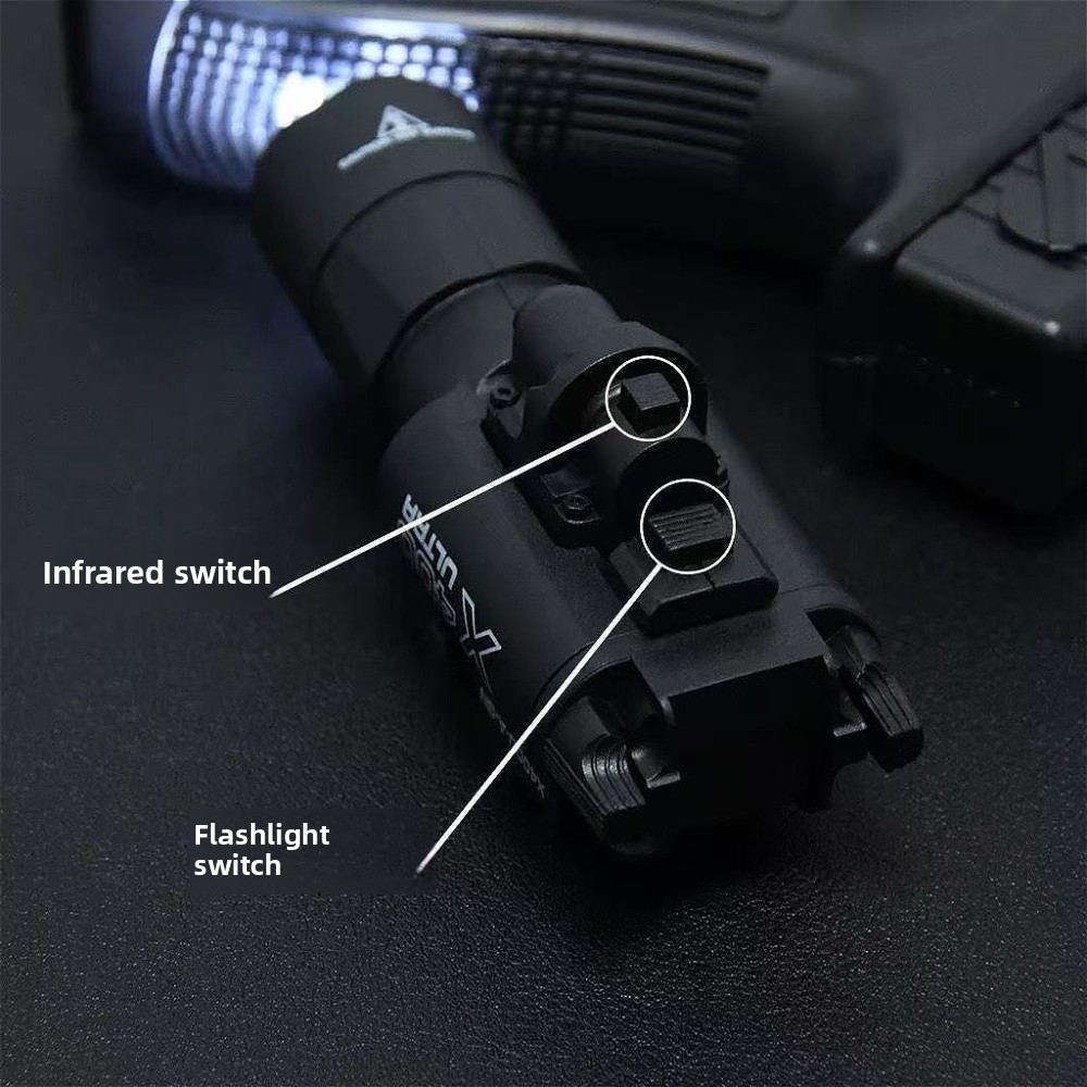Lampe de poche tactique deux-en-un X400U et pointeur laser |   Convient aux rails de 20 mm |   Pour pistolets Airsoft jouets, jeux de guerre CS de chasse |   Haute intensité