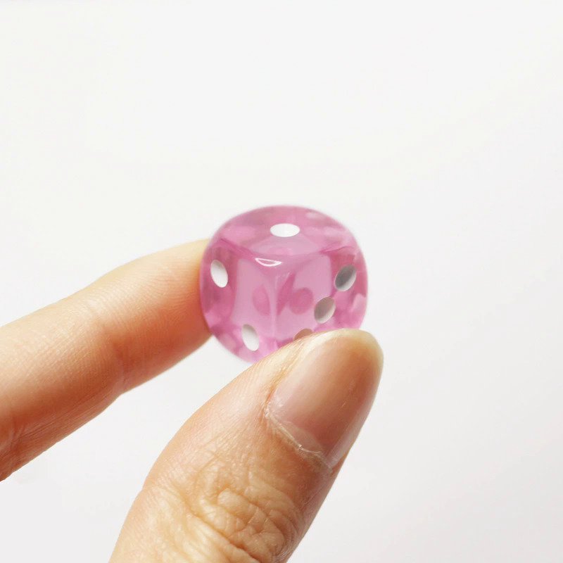 10 ピース/ロット 12 ミリメートル透明アクリル 6 面 D6 ポイントサイコロクラブ/パーティー/ファミリーボードゲーム 10 色クリアラウンドアングルサイコロ