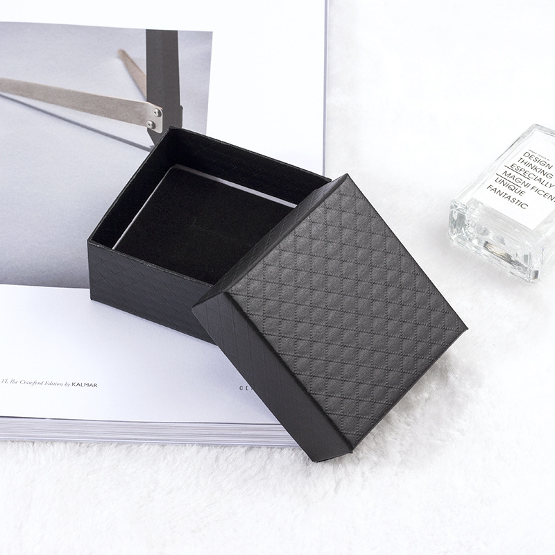 7*7cm Schwarz Farbe Quadrat Plaid Schmuck Boxen für Frauen Halskette Armband Halskette Ohrringe Ring Premium Verpackung freunde Geschenk Box