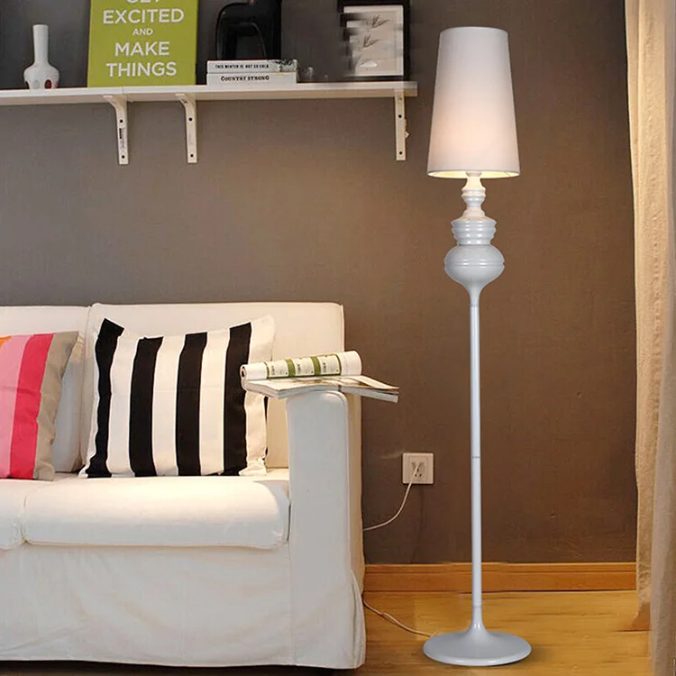 ปรับแต่ง retro Nordic ออกแบบสไตล์คลาสสิกห้องนั่งเล่นห้องนอนโซฟาแสง Ambient Lighting