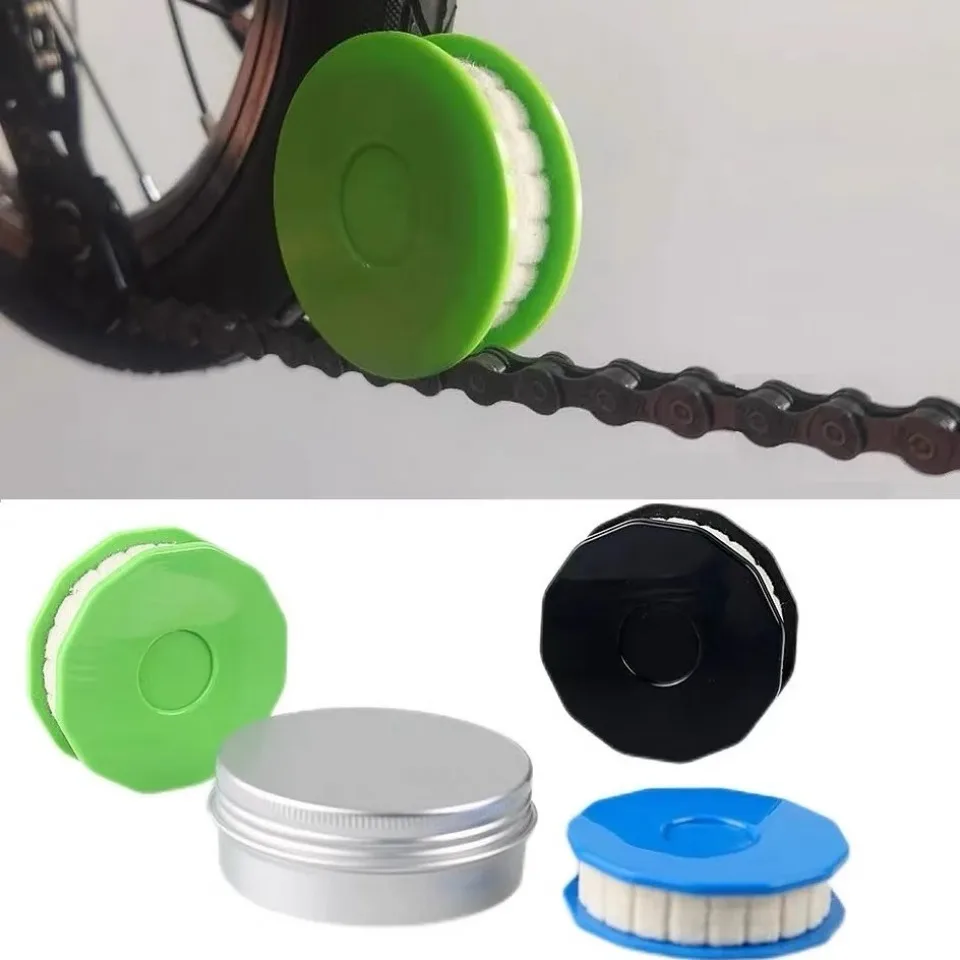 Bicycle chain oiling tool, lubrication and maintenance device, chain roller type chain oiling device