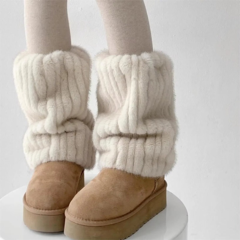 Calentadores de piernas de felpa de piel de visón de imitación gruesa para mujer, cubierta para botas, mallas cálidas, botas, calcetines de longitud media, accesorios de fiesta Harajuku