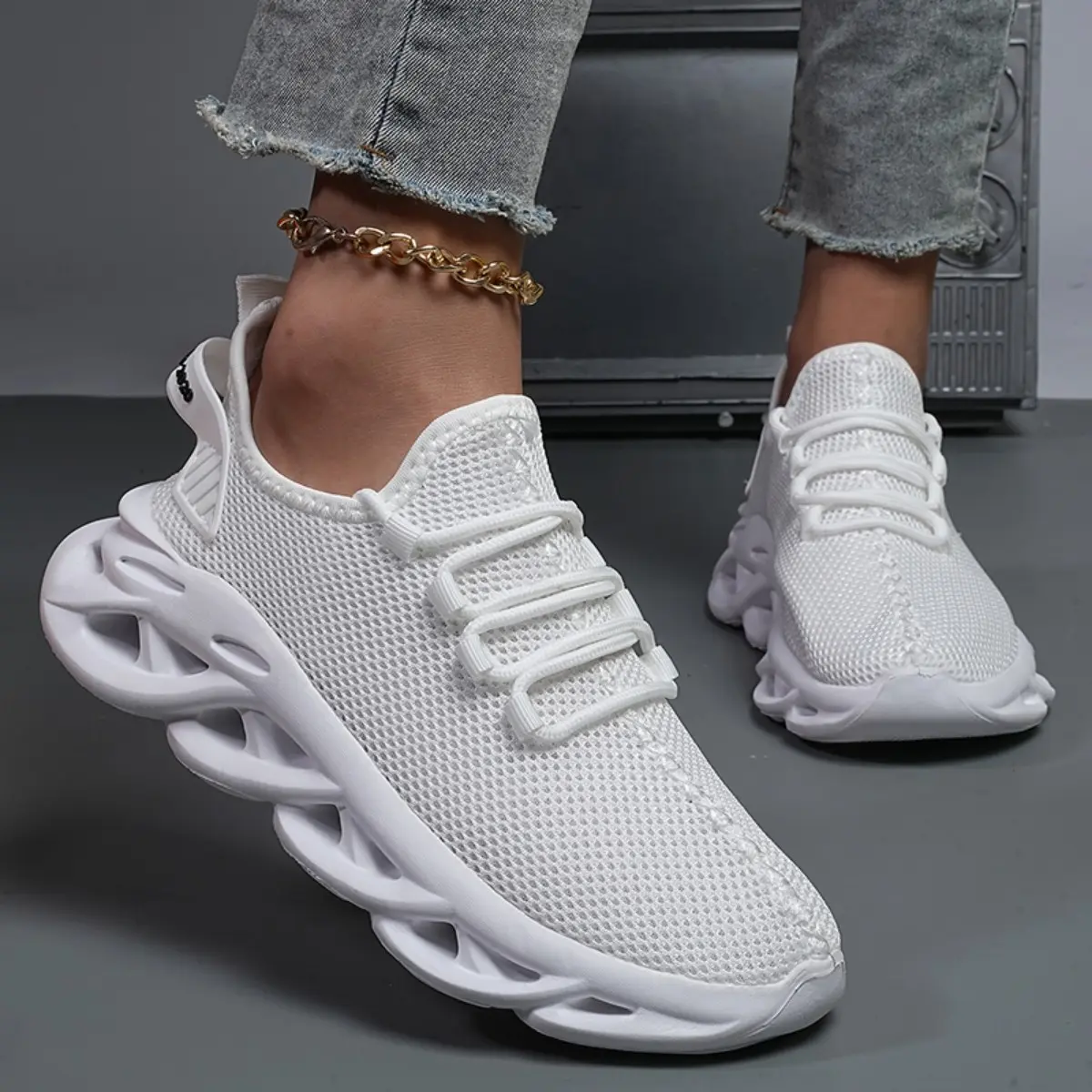 Hommes sport course noir Jogging chaussures espadrilles décontractées marron extérieur respirant maille femmes léger absorption des chocs noir Tennis