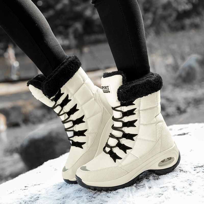 Damen-Schneestiefel, Schwarz, modischer Stil, warme und plüschige Wanderstiefel mit rutschfestem Design, ein Muss für den Winter 2024
