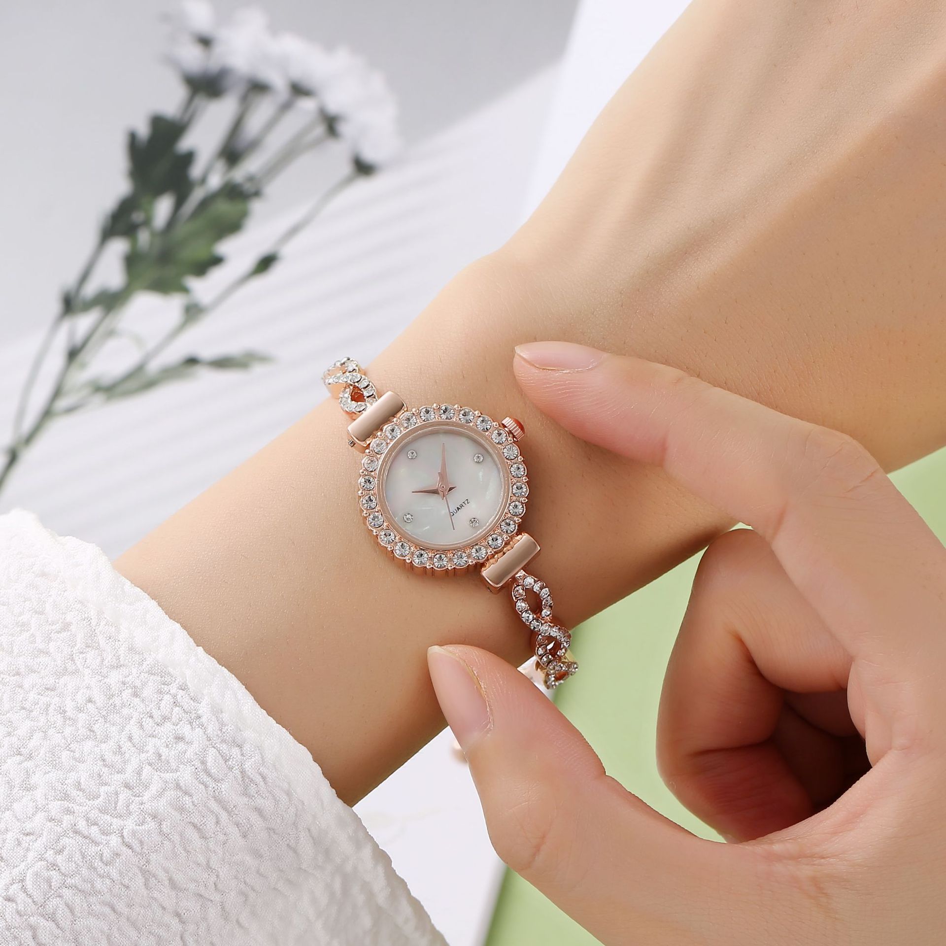 Relojes de lujo para mujer, relojes de pulsera de cuarzo simples, relojes de esfera pequeña, pulsera, reloj de regalo para mujer, reloj femenino