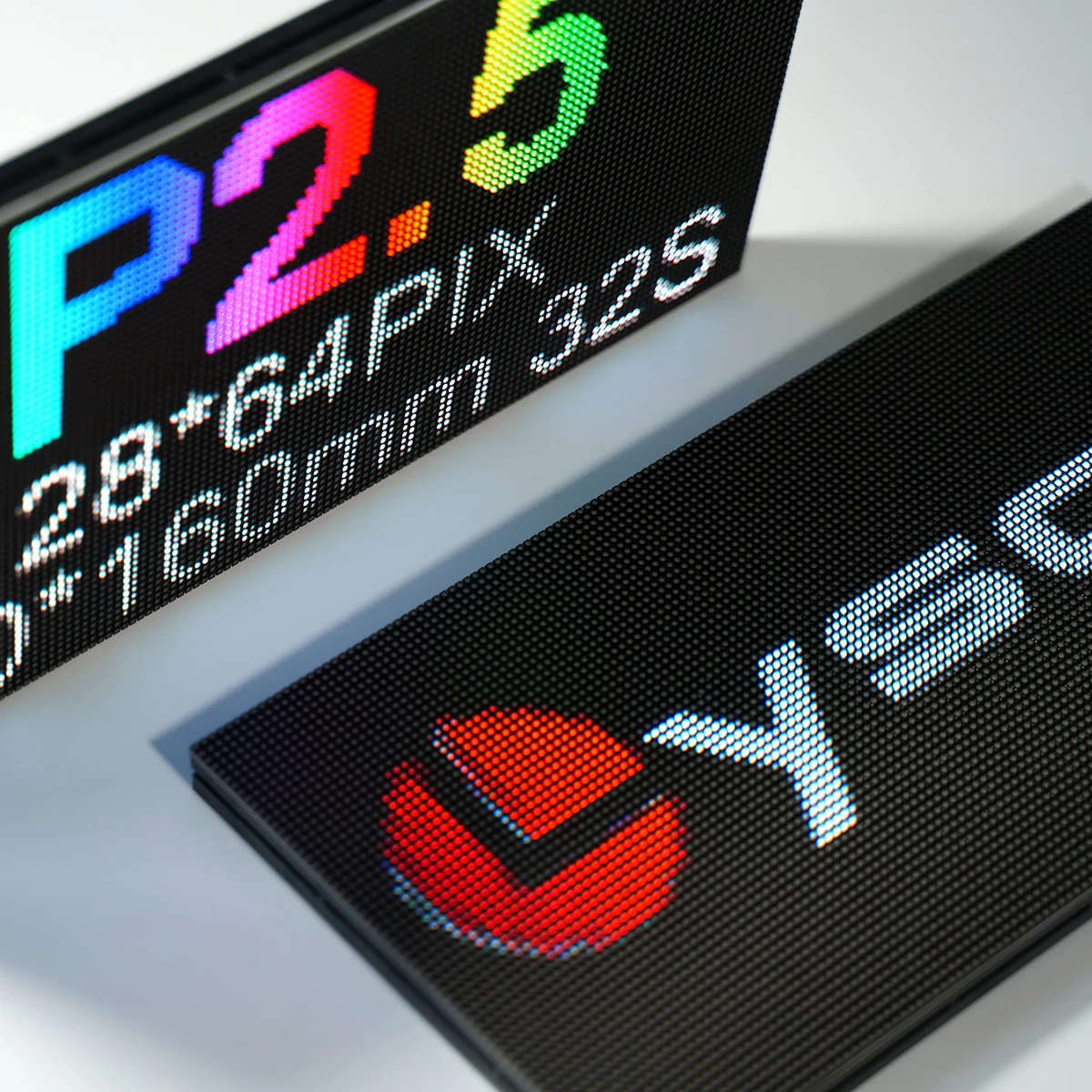 P1.538 P1.86 P2 P2.5 Panel de visualización LED a todo color SMD para interiores 320x160 mm Alta tasa de actualización 3840 Hz