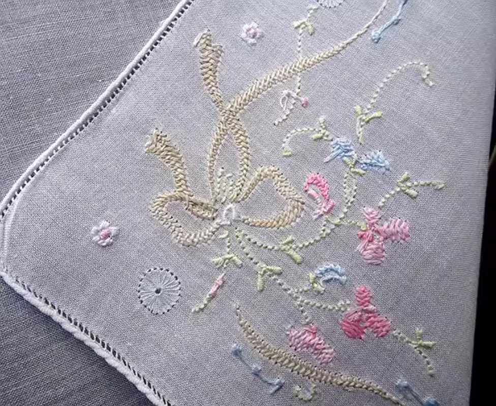 Toalha de capa vintage bordada à mão de algodão lenço quadrado de borboleta de 30 cm