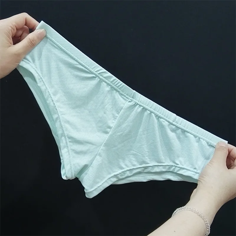 Мужское короткое нижнее белье из ледяного шелка, сетчатые дышащие спортивные трусики, мужские трусы со средней талией, U-образная выпуклая сумка, бикини, мягкие тонкие эластичные удобные трусы