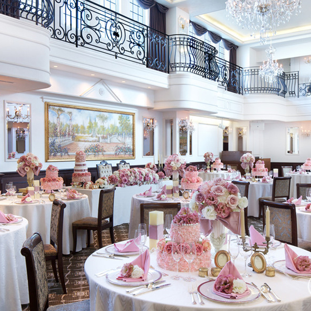 12 개/몫 30x30cm Hemstitched 냅킨 새틴 칵테일 스퀘어 냅킨 호텔 연회 파티 결혼식을위한 부드러운 주방 저녁 냅킨