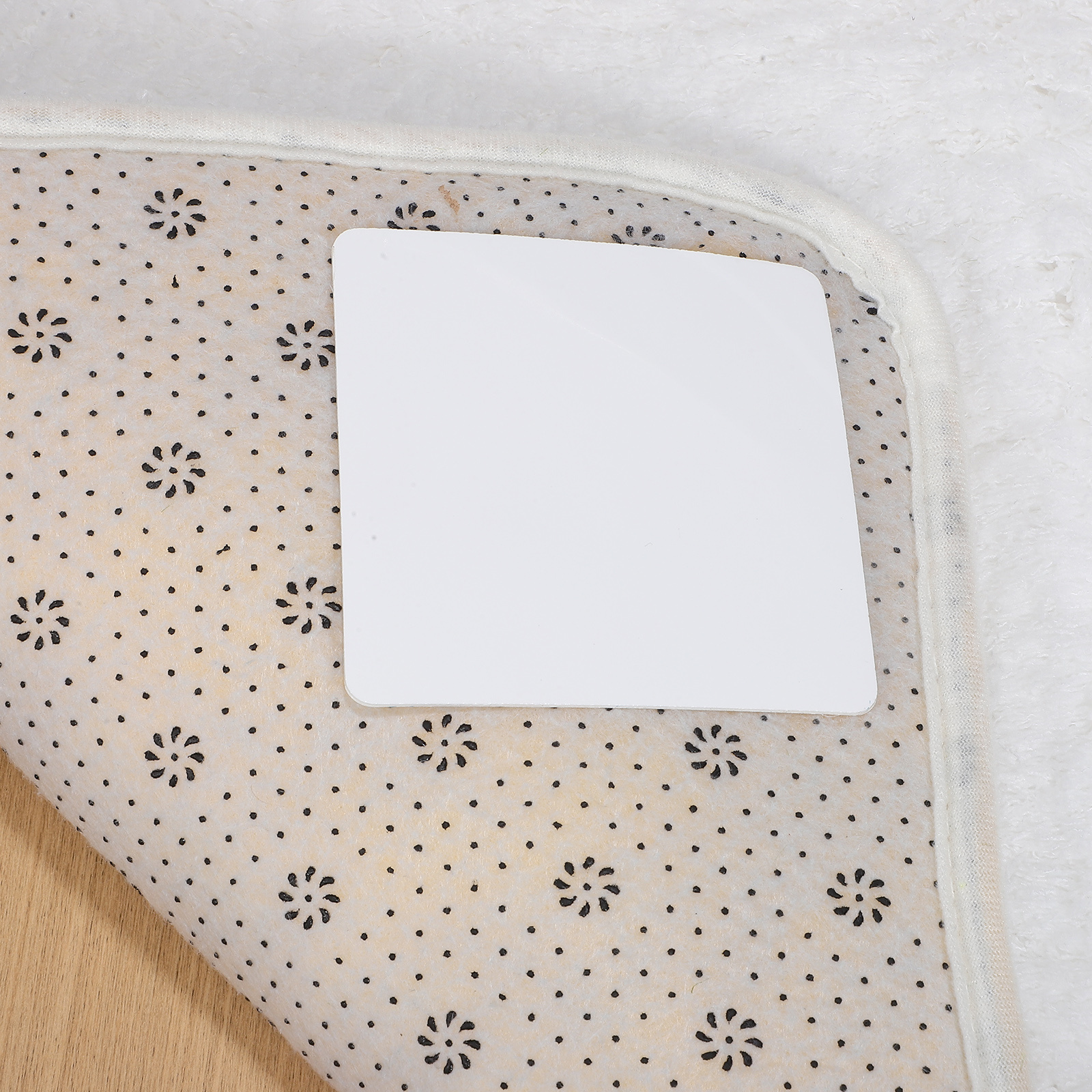 8Pcs Anti Slip Rug Tapes Premium PU Material Strong Adhesion Multi Functional Design Easy Installation Reusable Non Skid Carpet