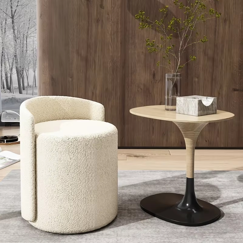 Silla de maquillaje para dormitorio con respaldo, taburete de tocador de lujo ligero pequeño para el hogar, tocador sencillo y elegante, asientos cómodos